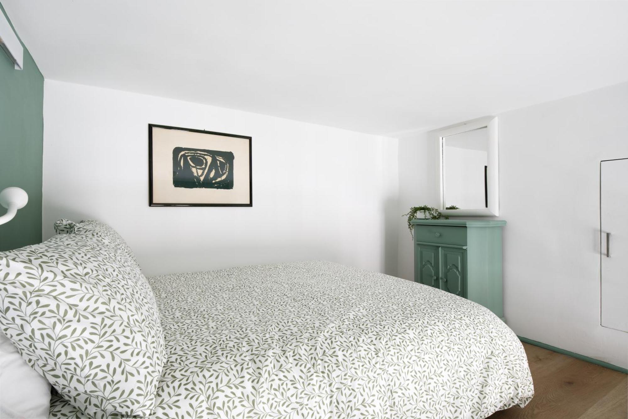 Apartment New Lovely Near The Metro A Rom